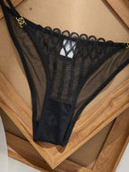 French Style Sexy Embroidered Transparent Underwear Set V-Neck Design Anti-Sagging Breathable Bra And Panties Ensemble