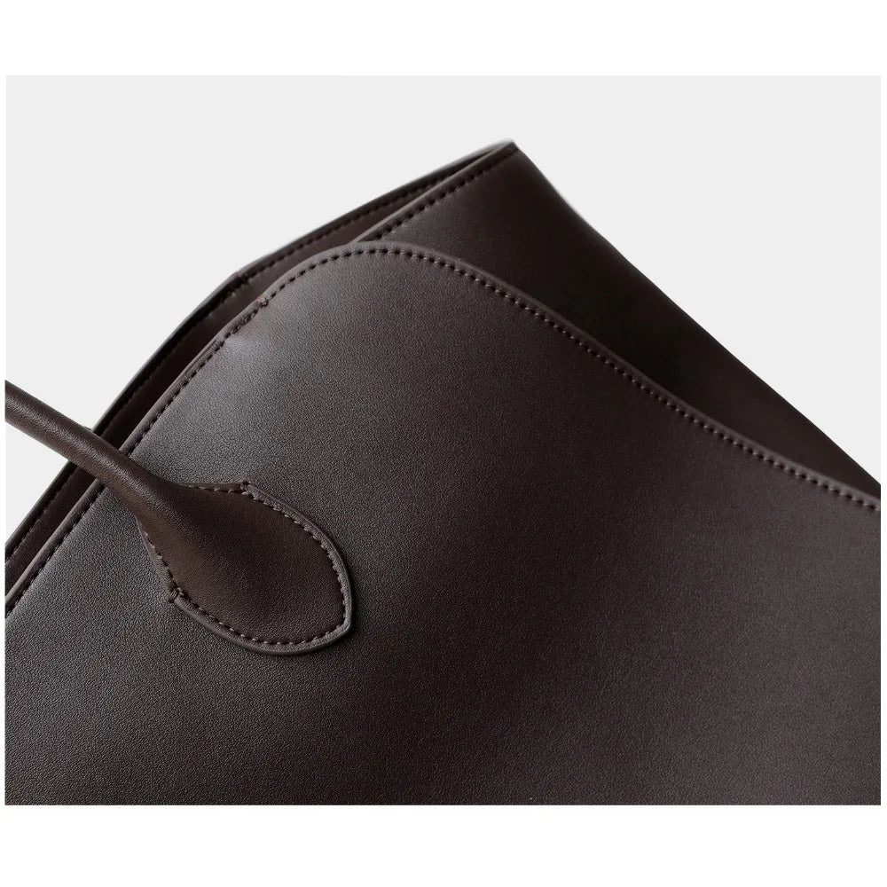 High-end Large-capacity First-layer Cowhide Fashionable Simple Handbag Shopping Bag Tote Armpit Bag Commuting Leisure Versatile