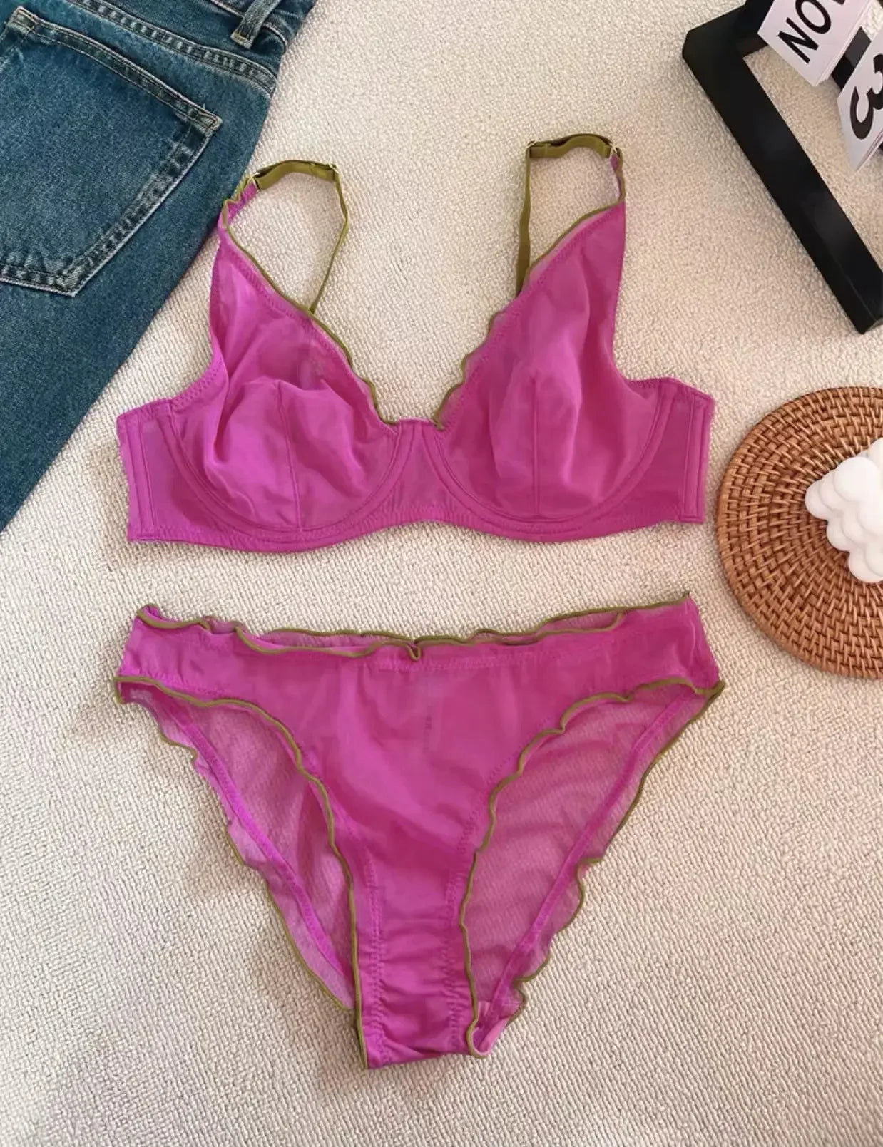 European Luxury Lingerie Set Full Cup Sheer Ultra Thin Bra & Panty Set Sexy Comfort for Women Large Small MOYISU Sexy Tushy S-XL