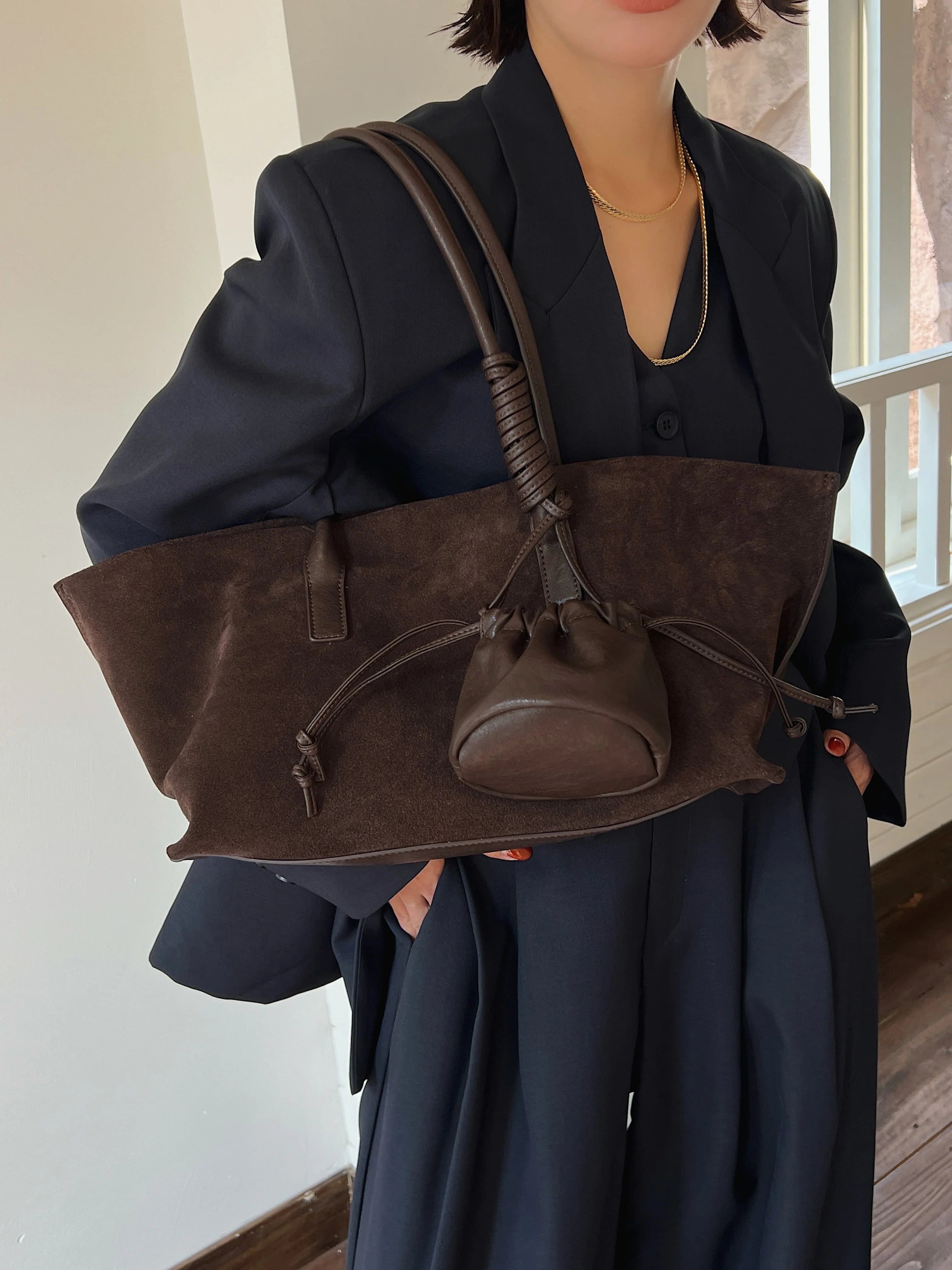 Vintage Large Capacity Suede Tote Bag Designer Trapeze Shoulder Bags for Women Luxury Genuine Leather Handbag and Purse 2025