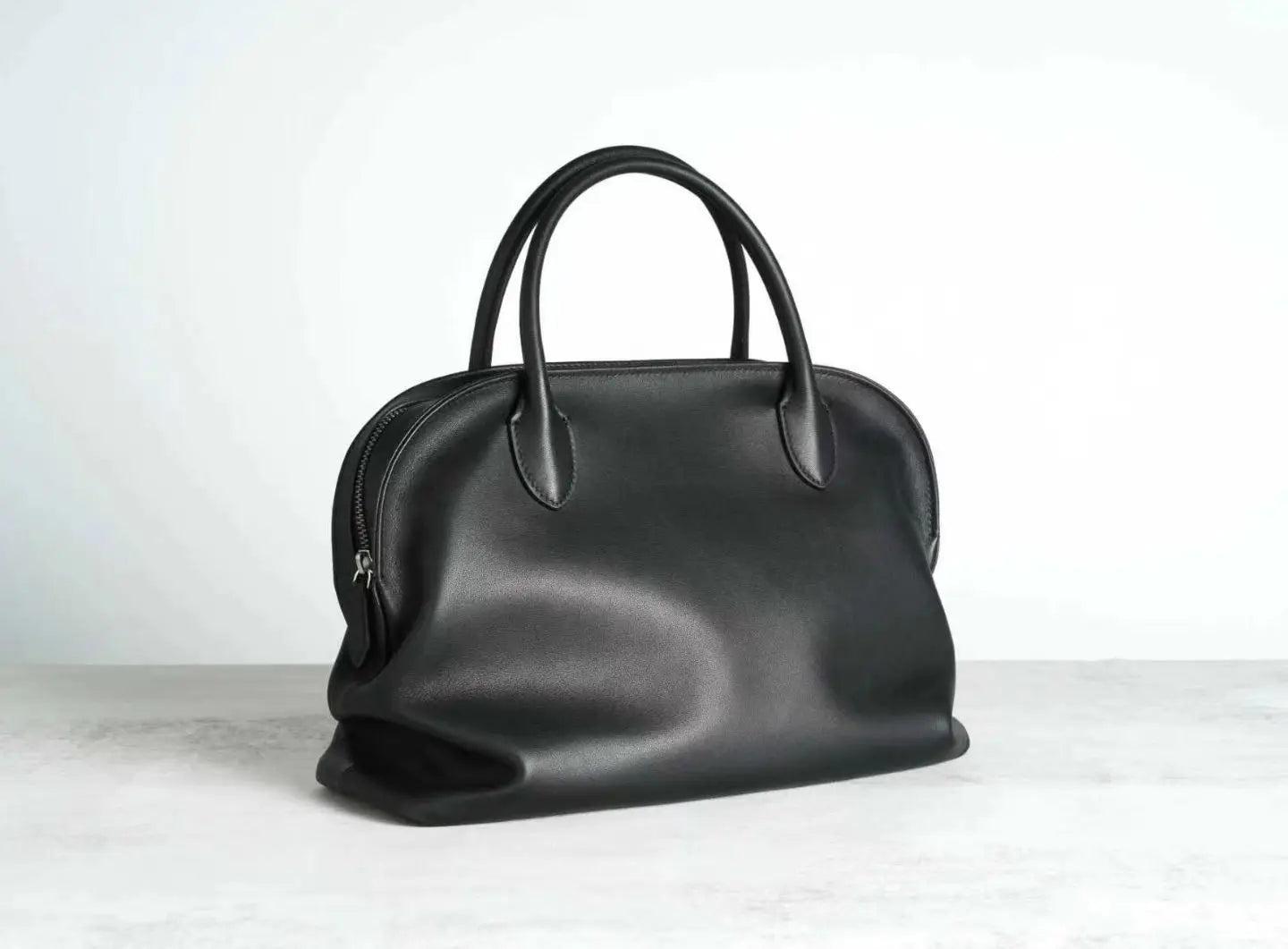 Women's Bag Shoulder Strap Shoulder Clutch Tote Handbag Underarm Bag Simple Model luxury design Soft Genuine Leather Wearable