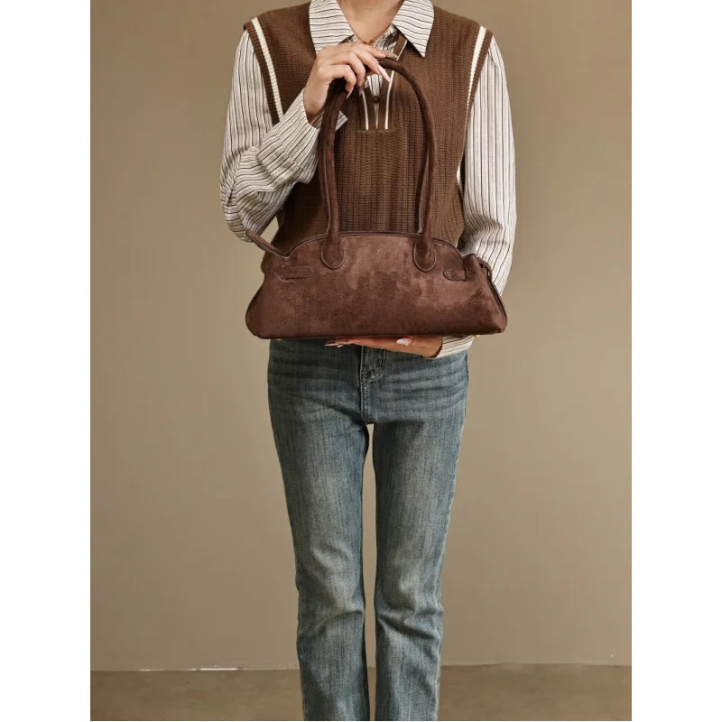 2026New Women's Bag,Niche Original Design Light Luxury Retro Commuting Date Versatile Suede Single Shoulder Bag,Fish Mouth Sande
