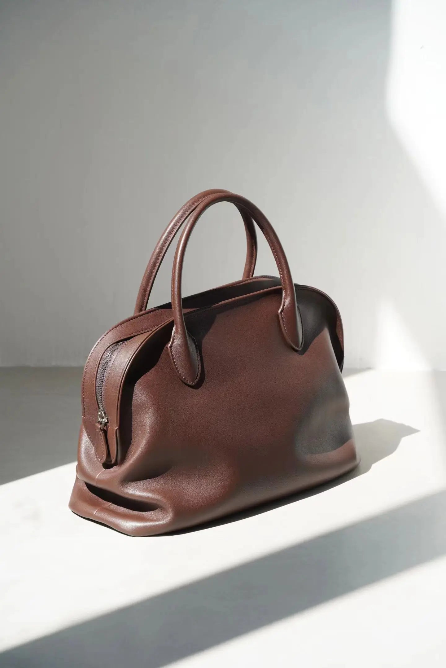 Women's Bag Shoulder Strap Shoulder Clutch Tote Handbag Underarm Bag Simple Model luxury design Soft Genuine Leather Wearable