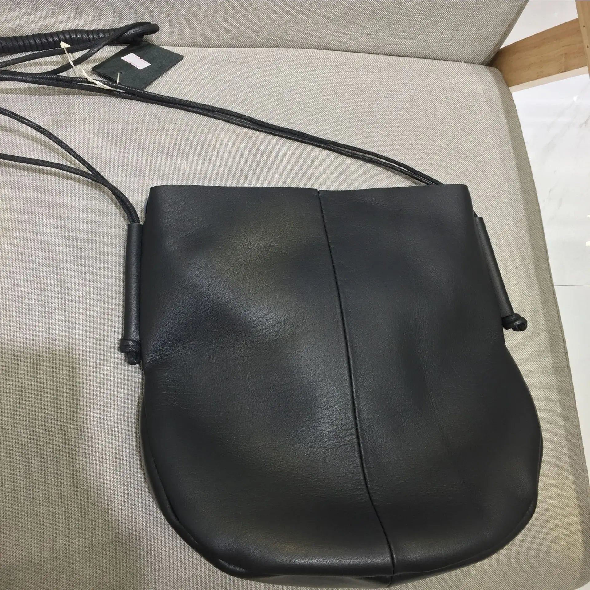 Korean version cowhide bag, womens genuine leather, brand-new luxurious Tote bag single-shoulder slanted, retro black phone case