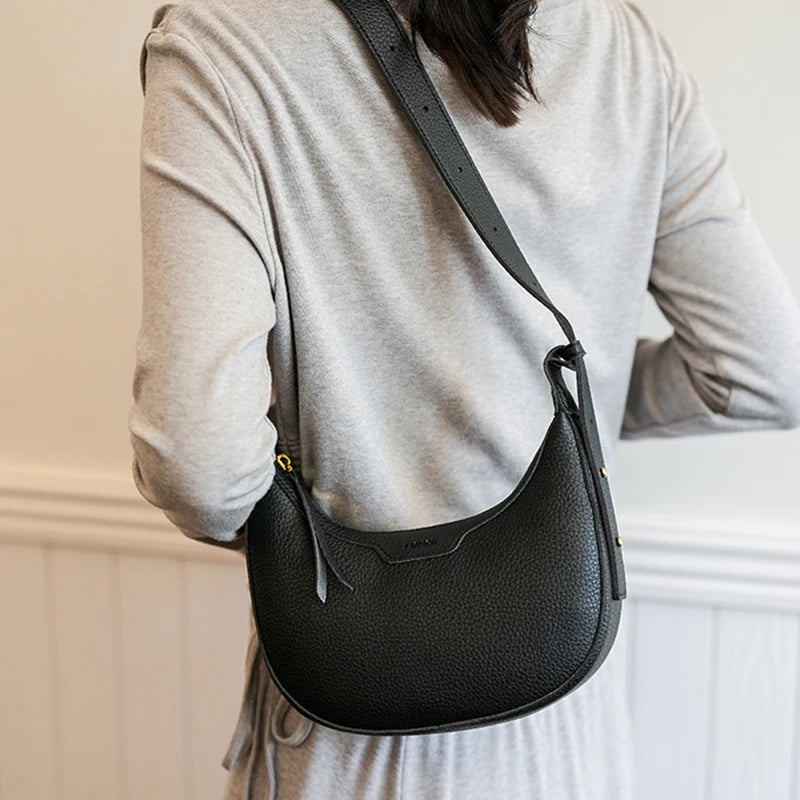 Cross border niche handbag women's 2025 new versatile single shoulder crossbody armpit bag casual fashion crescent bag