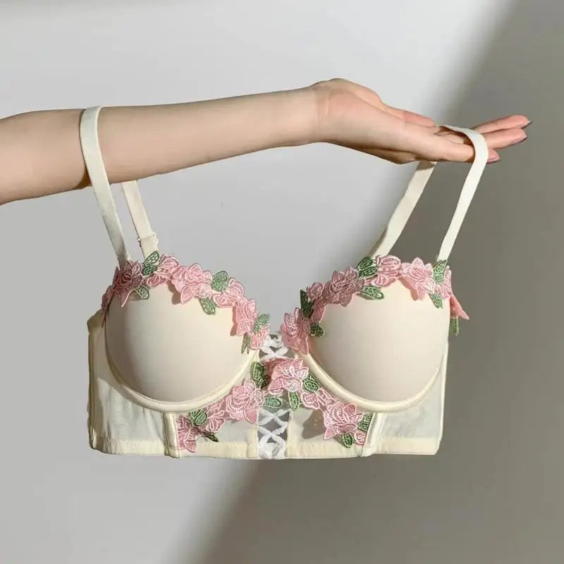 YUQI Vintage Floral Lingerie Set Cream Lace Bralette, Retro Push Up Bra for Small Bust Women Pure & Sensual Embroidered Wireless