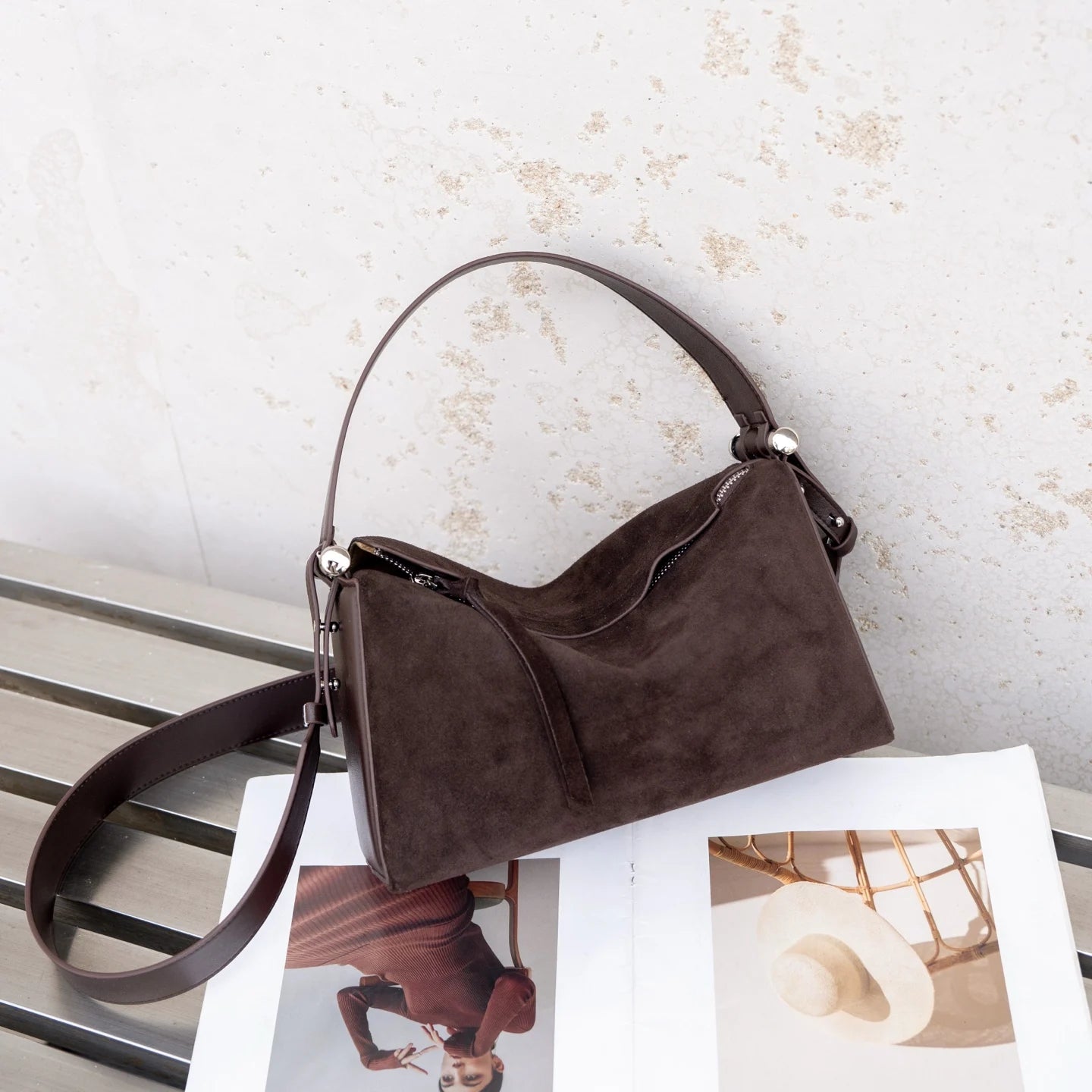 New Niche Luxury Designer Shoulder Crossbody Armpit Bag Head Layer Cowhide Leather Ladies Wide Shoulder Strap Large Capacity Bag