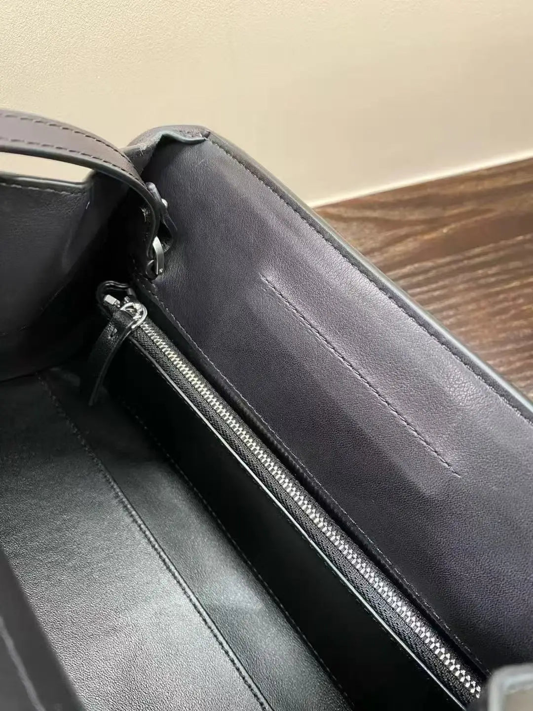 women's bag soft drinking milk calf leather women's 2025 single shoulder armpit handbag handbag