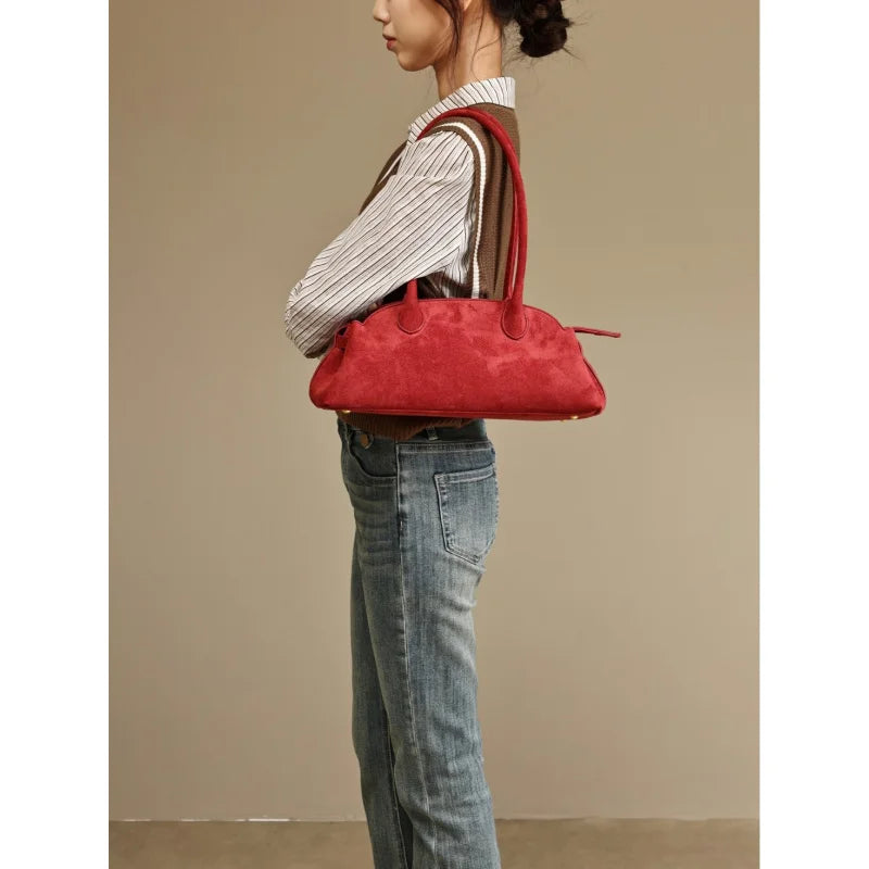 2026New Women's Bag,Niche Original Design Light Luxury Retro Commuting Date Versatile Suede Single Shoulder Bag,Fish Mouth Sande