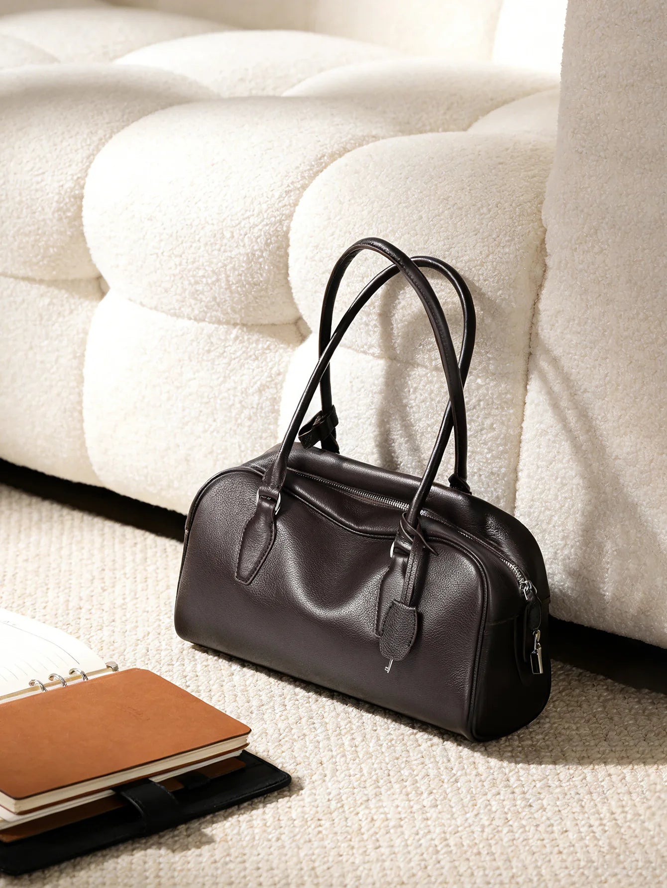 Genuine Leather Ew India Long-Handle Bowling Bag, New Niche Luxury Style Handbag, Crossbody Bag