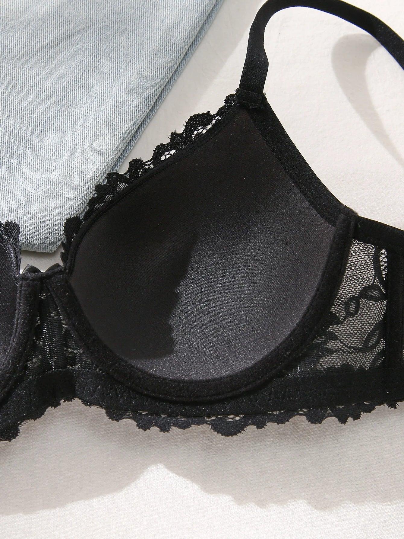 lace-trimmed-colour-blocked-breathable-adjustable-strap-push-up-bra-7235855 - Easydrop